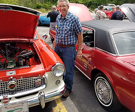 Member Bruce Nichols pictured with Ms. Goodness 57 Met Member Bruce Nichols pictured with Ms. Goodness 57 Met